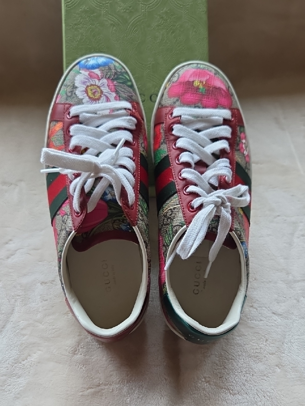 Gucci Floral Canvas Low-Top Sneakers in Pink, Red & Green - Picture 2 of 8